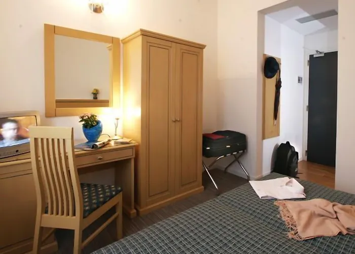 Hotel Mary